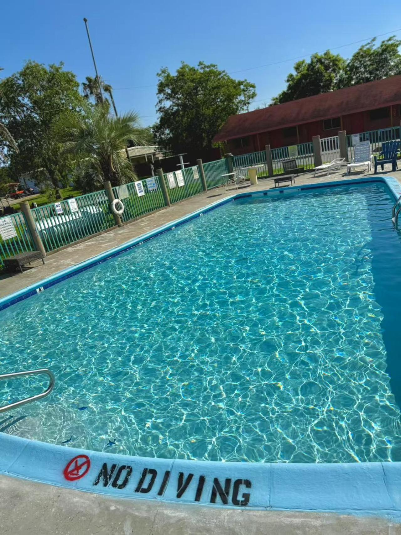 Gulfway Motel And Restaurant Gilchrist Extérieur photo